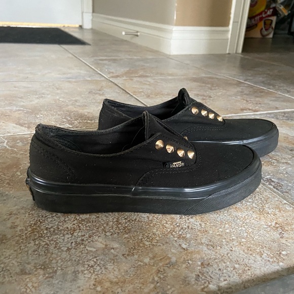Kids Vans - Picture 3 of 6
